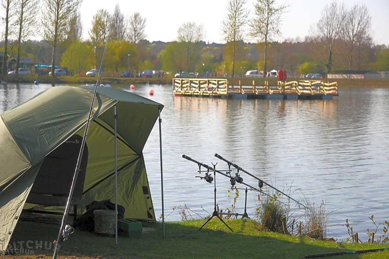 Lovely Static Caravan At Billing Aquadrome Villa Northampton Exterior photo